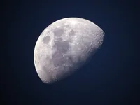 Четверть Луны