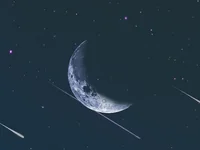 Серп Луны и метеоры