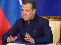 Медведев на брифинге