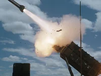Запуск зенитной ракеты