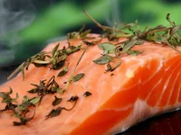 Запечённый лосось с тимьяном