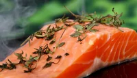Запечённый лосось с тимьяном