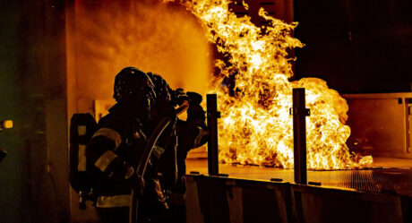 Мел Гибсон требует ответов от властей из-за жуткого пожара в Лос-Анджелесе