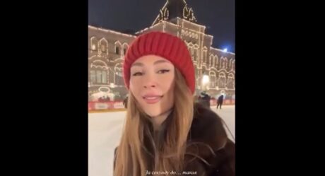 Анна Заворотнюк показала видео своего падения на ГУМ-катке