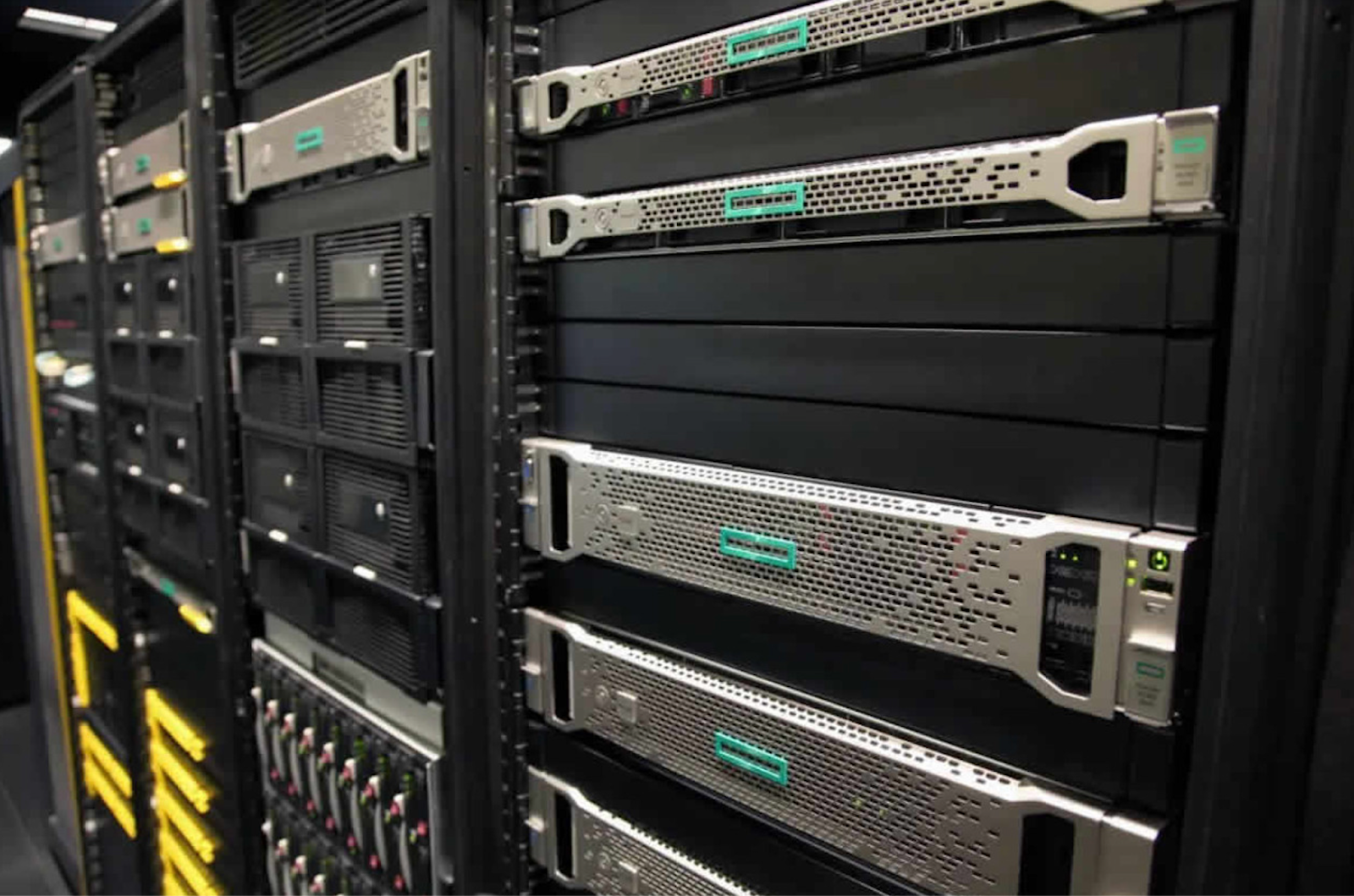 Эксперт Мельник предупредил: поспешная покупка зимних туров грозит переплатой